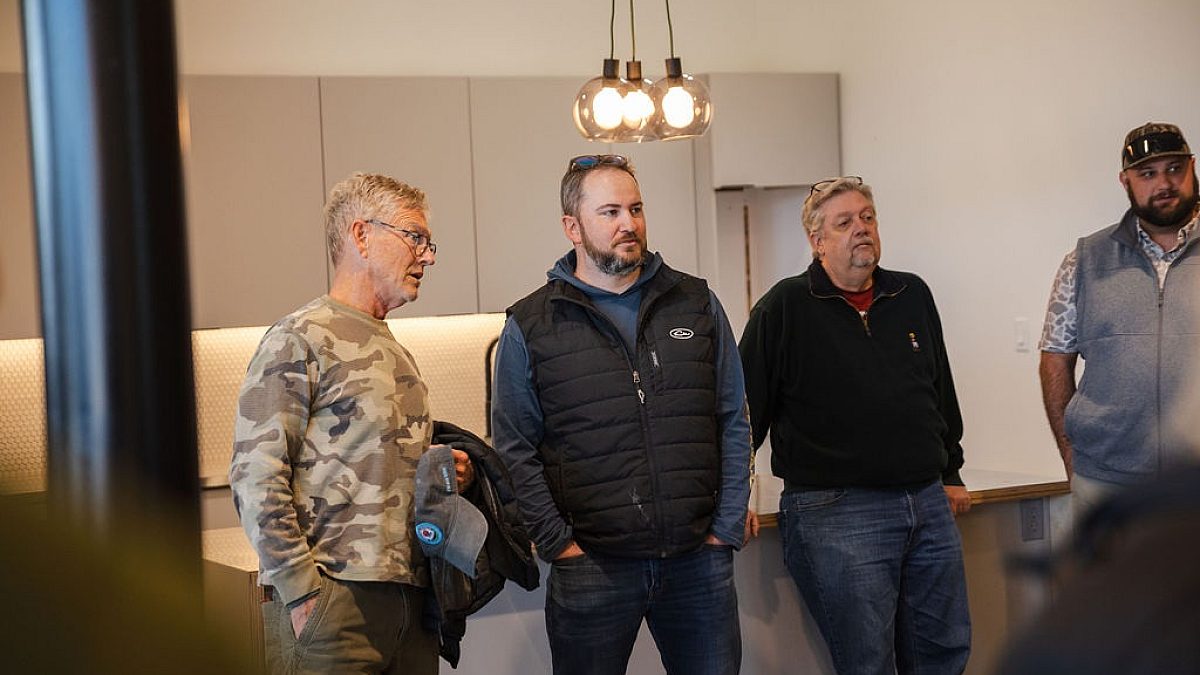 Lobby Men Coffee Bar