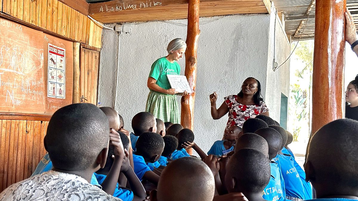 Rwanda Mission Trip Teaching
